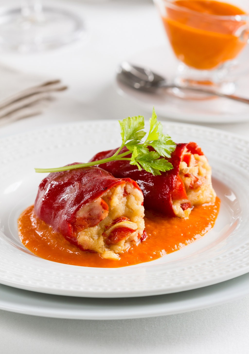 Pimientos rellenos de bacalao y bechamel